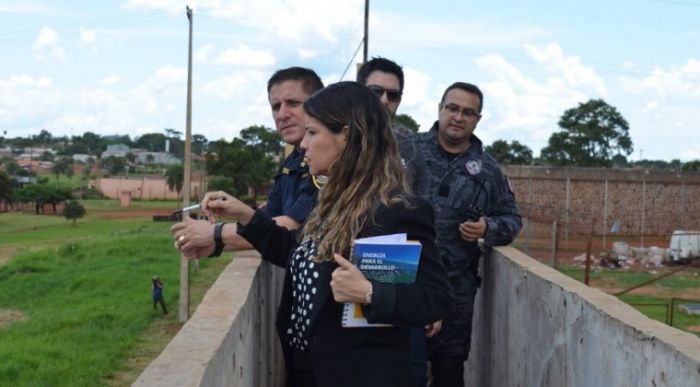 A una semana de la fuga masiva, ministra de Justicia visita cárcel de Pedro Juan Caballero
