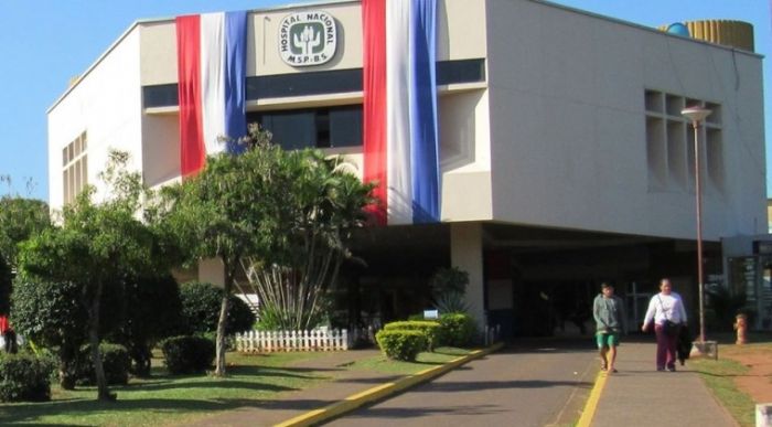 Creyó que había un paciente con COVID, entró en pánico y huyó del hospital