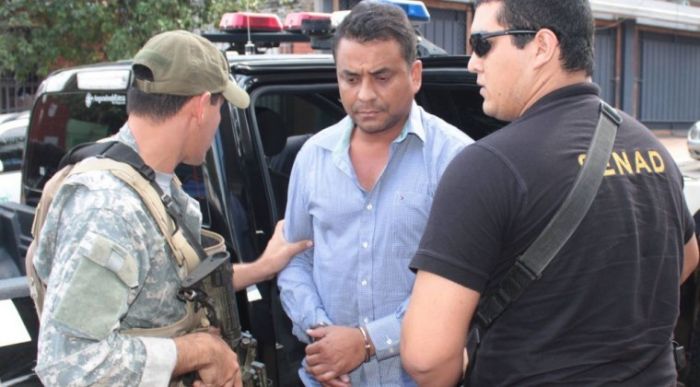 "Chichar" sufre atentado en Amambay: banda intercept su camioneta y la roci a balazos