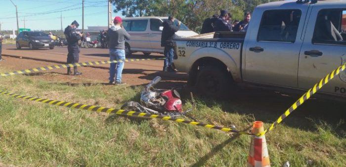 Motociclista fallece atropellado por una camioneta
