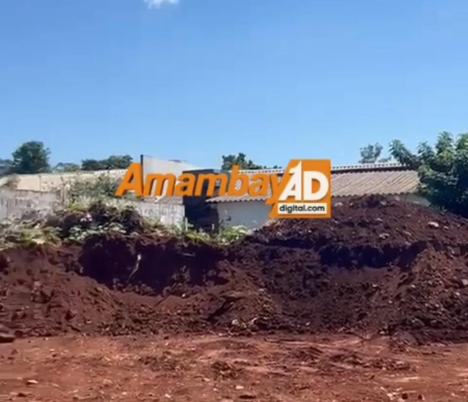Deposito de escombros, vertedero clandestino y quema de cubiertas mantienen en vilo a vecinos de la fracción San Carlos