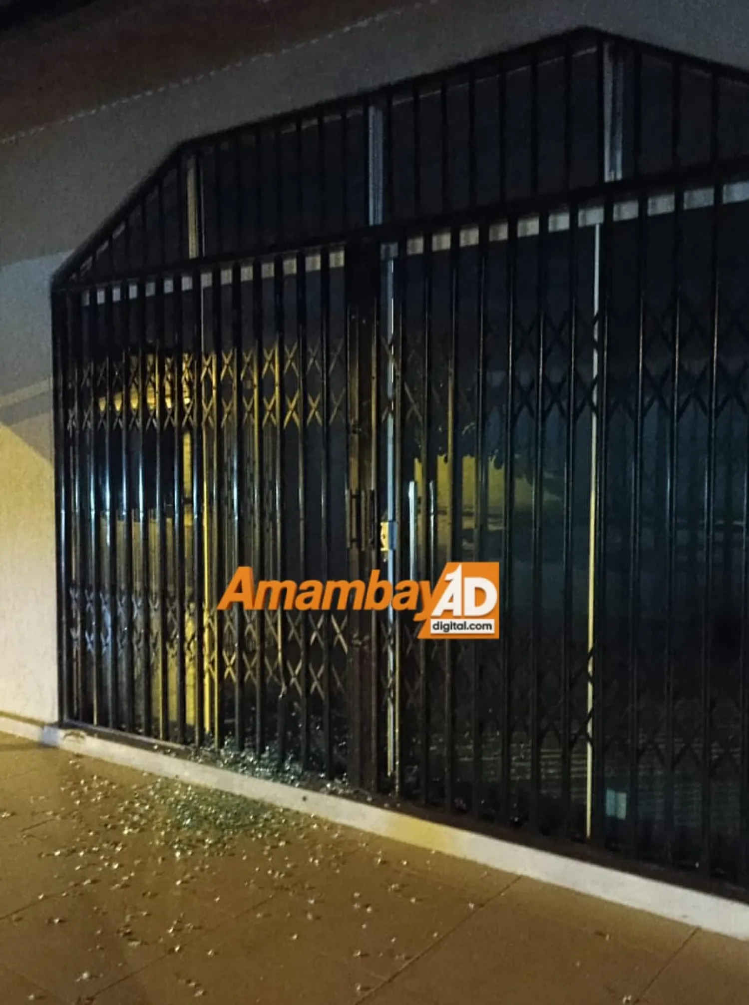 Desconocidos disparan contra salón comercial en el barrio San Gerardo