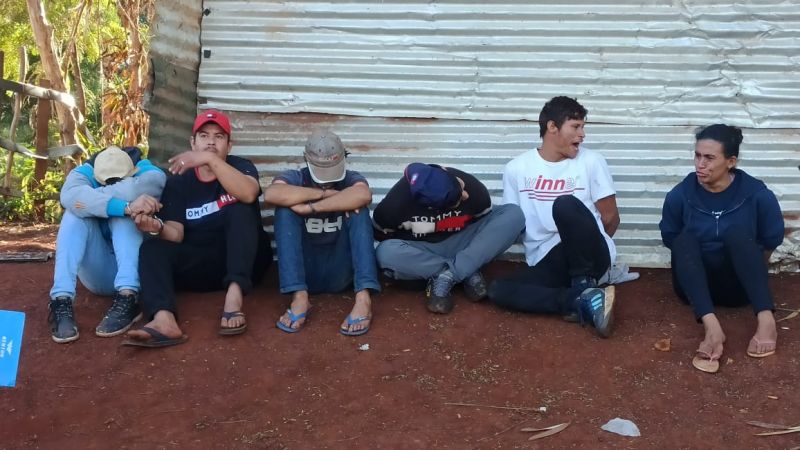 Procedimiento policial arrojó seis detenidos en el barrio General Genes