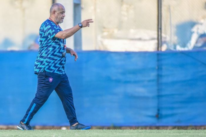 Arce urge a la directiva por incorporaciones