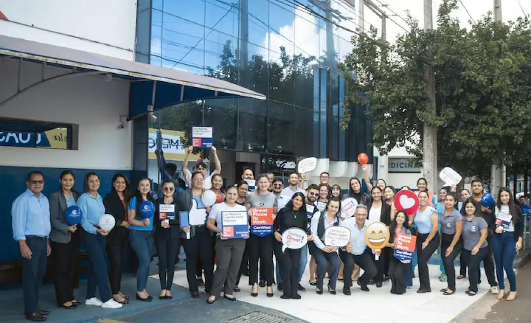 La Universidad Central del Paraguay lidera el ranking nacional de Great Place to Work 2025