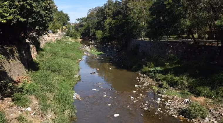 Niño de 4 años falleció tras caer al arroyo Mburicaó