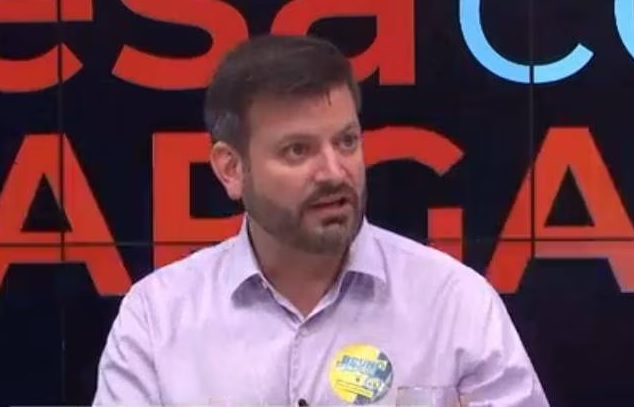 Esposo de Soledad Núñez y candidato a senador pide la clausura del diario La Nación