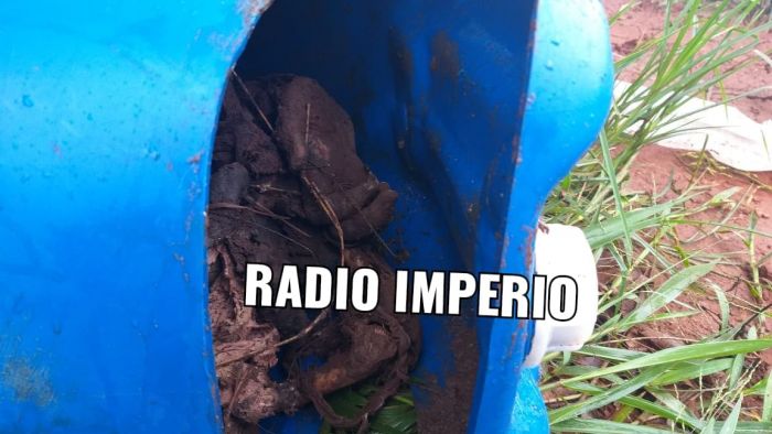 HALLAN CUERPO EN UN TAMBOR AZUL
