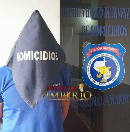 Supuesta hermana de detenido niega vinculación del mismo con el crimen de estudiante