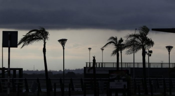 Sistema de tormentas se avecina con fuertes ráfagas de viento