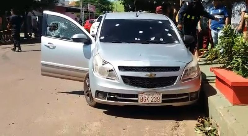 Asesinan a dos hombres y hieren a otro