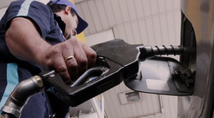 Por "guerra" de EE.UU con Irán los combustibles pueden subir en Paraguay