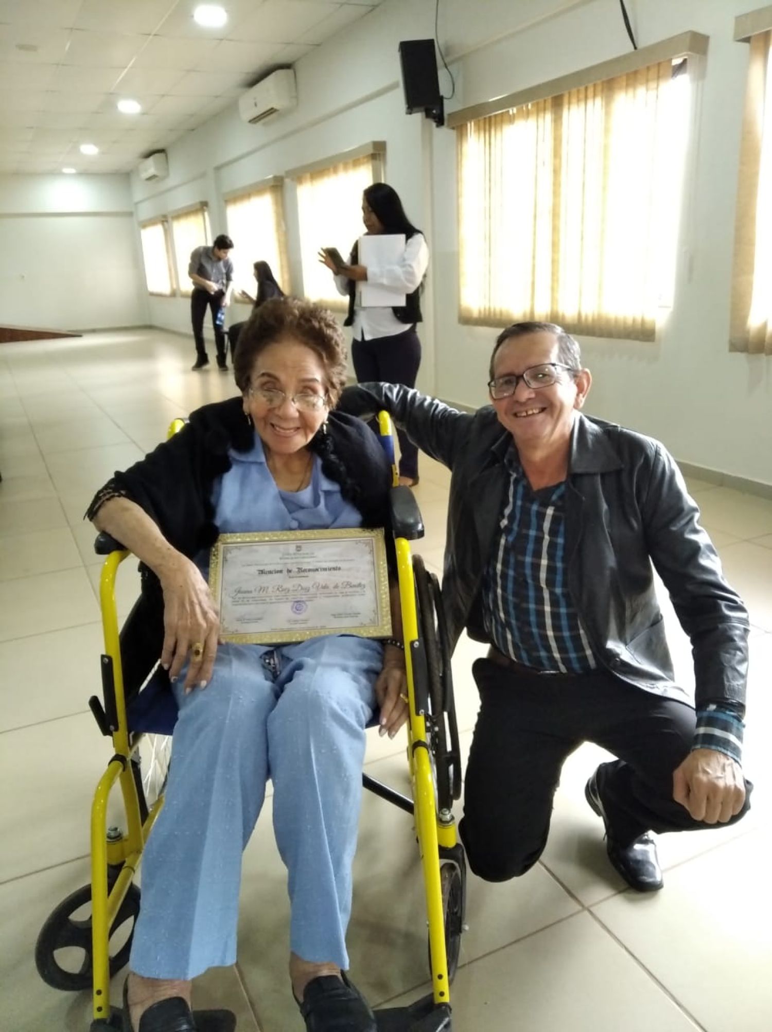 Noventa y nueve años de vida, luz y coraje: El Legado de doña Juana Ruiz Díaz de Benítez