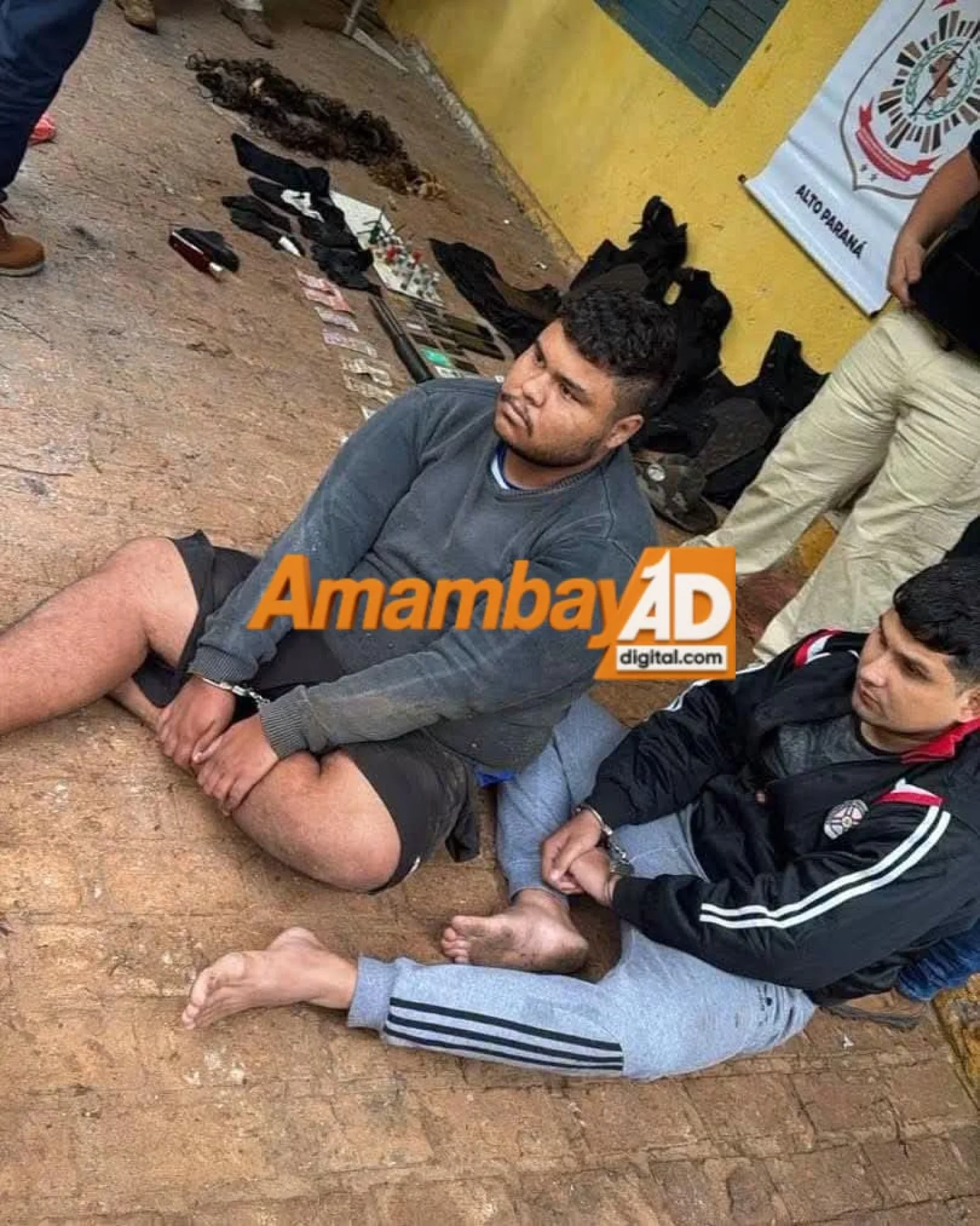 Caen 2 miembros del PCC por megaasalto en Santa Rita: Armas, clavos miguelito, chalecos y más
