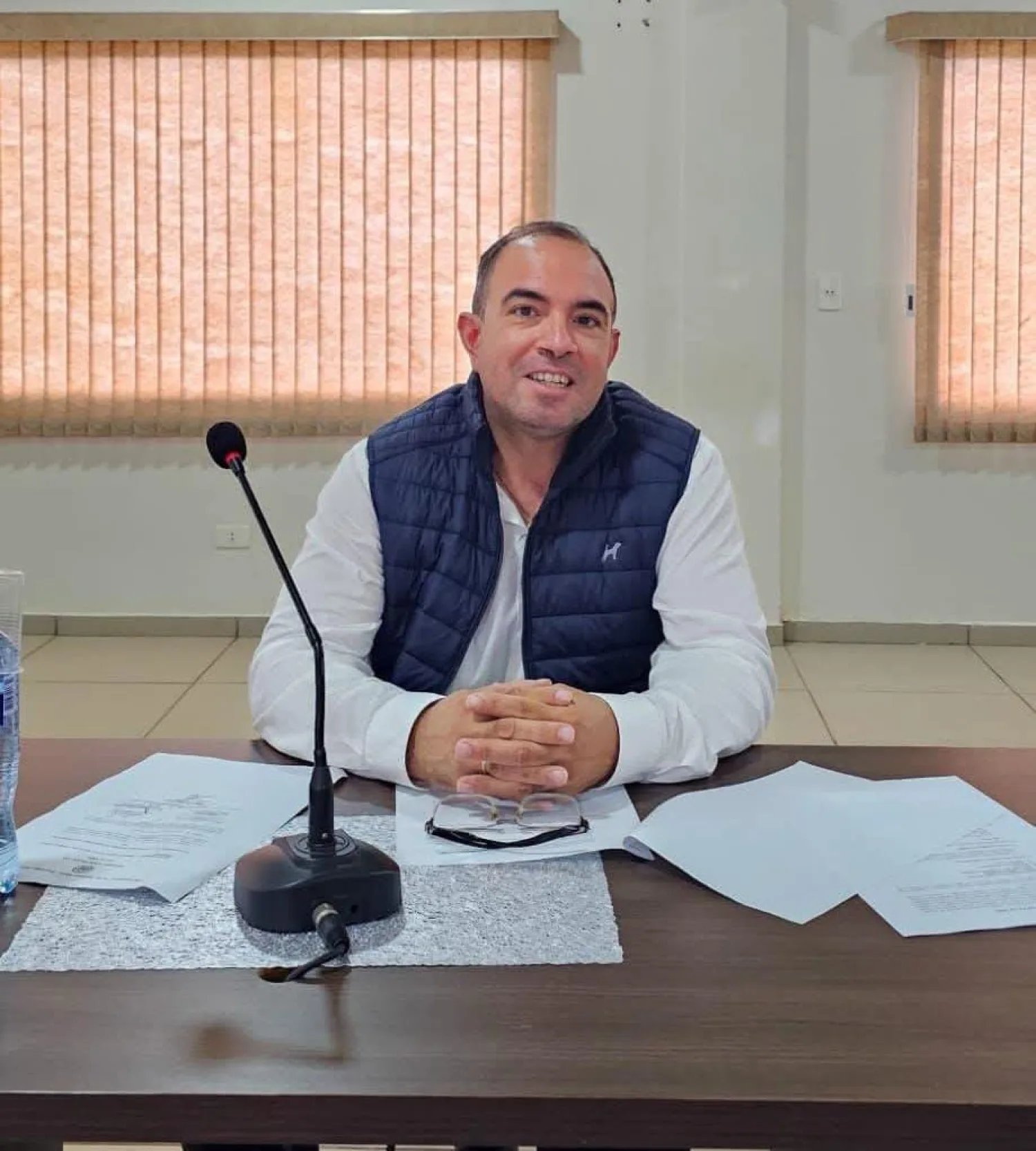 Concejal presenta dos minutas sobre regularizar tierras y declarar de interés municipal el Hospital Universitario Binacional
