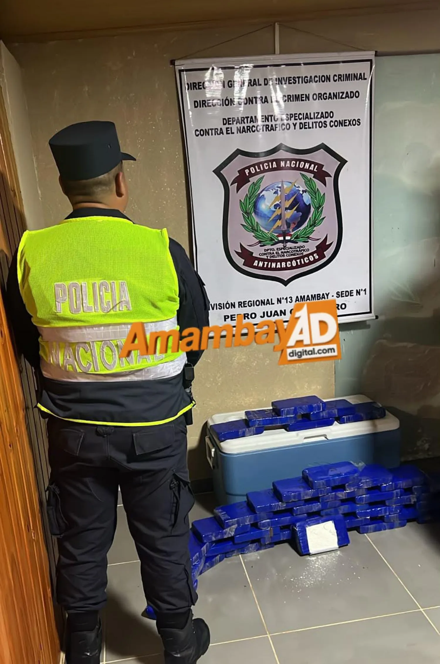Allanamiento en carnicería de Pedro Juan Caballero deja tres aprehendidos y 43 panes de cocaína incautados
