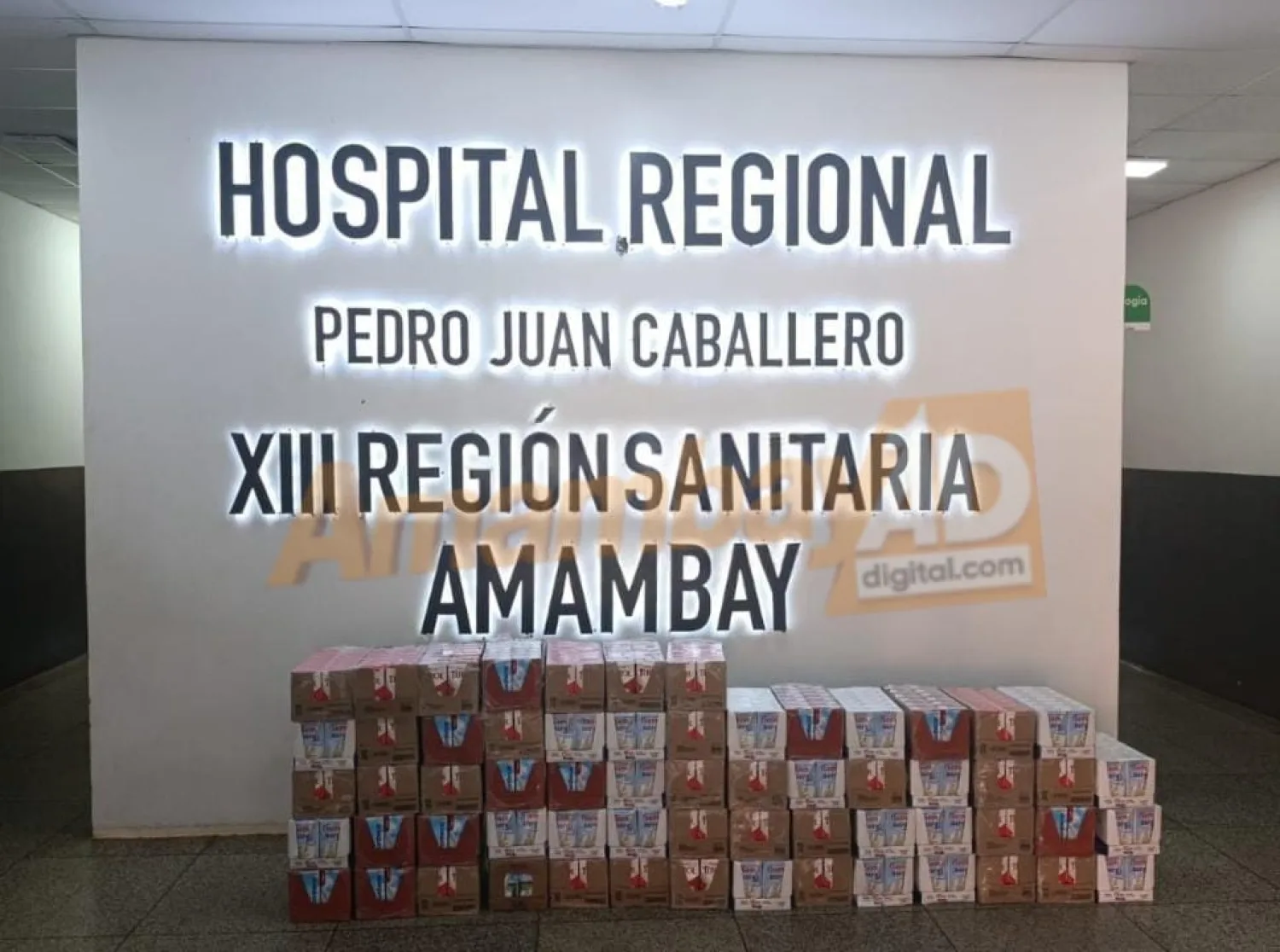 Universidad Interamericana dona más de 70 cajas de leche al Hospital Regional de Pedro Juan Caballero