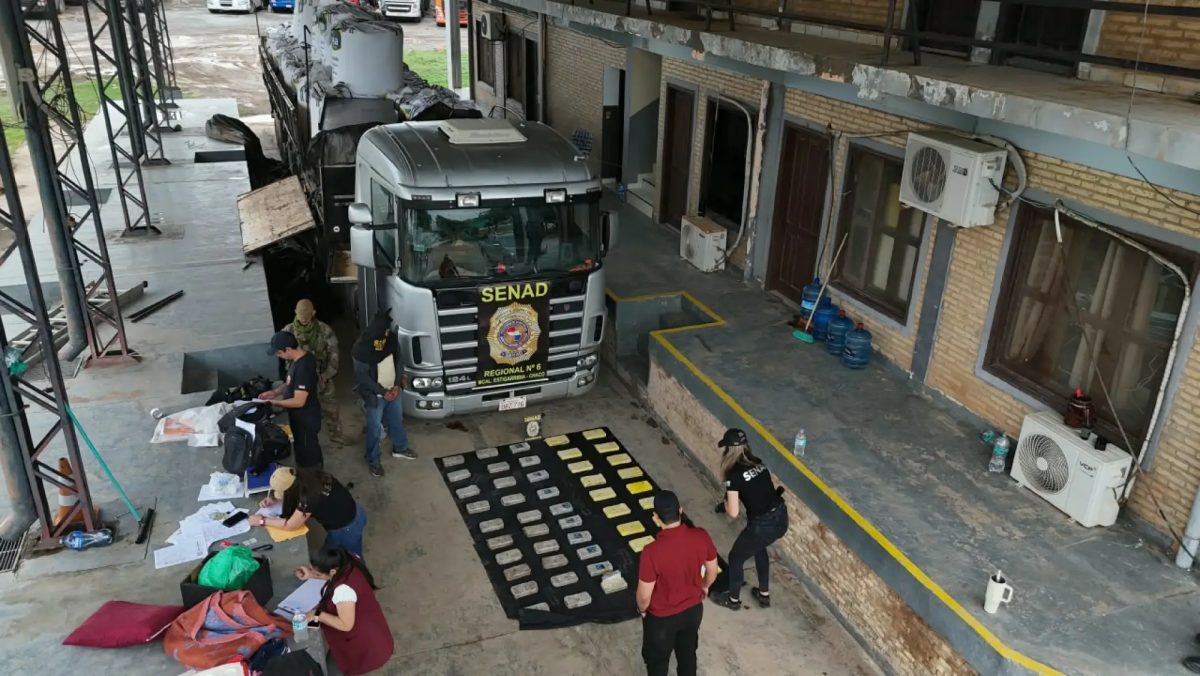 Chaco: Caen más de 52 kilos de cocaína ocultos en un camión de fertilizantes procedente de Bolivia