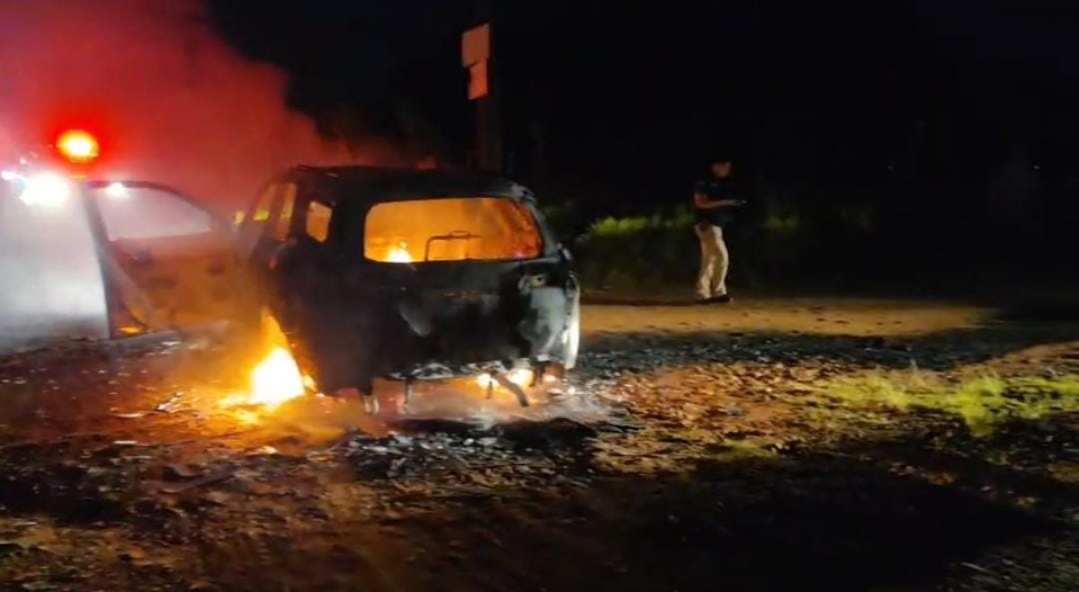 Imagen de la cobertura: Incineran otra camioneta Fortuner en Portera Ortiz y sospechan que estaría vinculada al doble homicidio