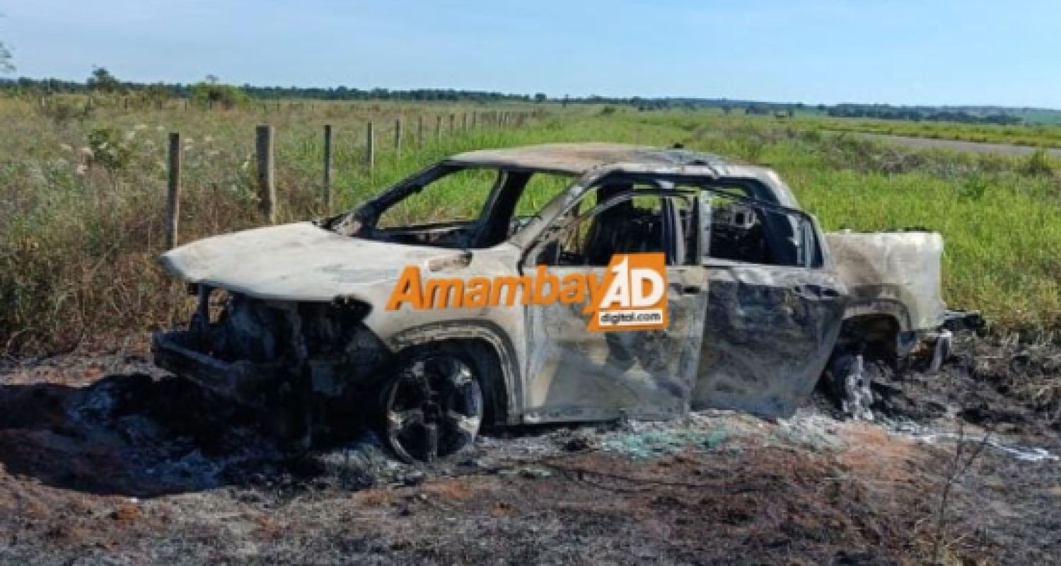 Hallan cuerpo calcinado dentro de una camioneta incendiada en la frontera